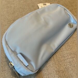 BNWT Lululemon Everywhere Belt Bag Windmill